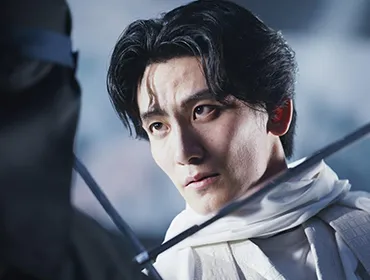 White Ninja Dragon character